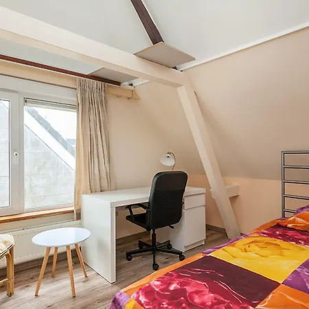 Tourist Travel Hostel *