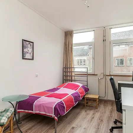 Tourist Travel Albergue Schiedam